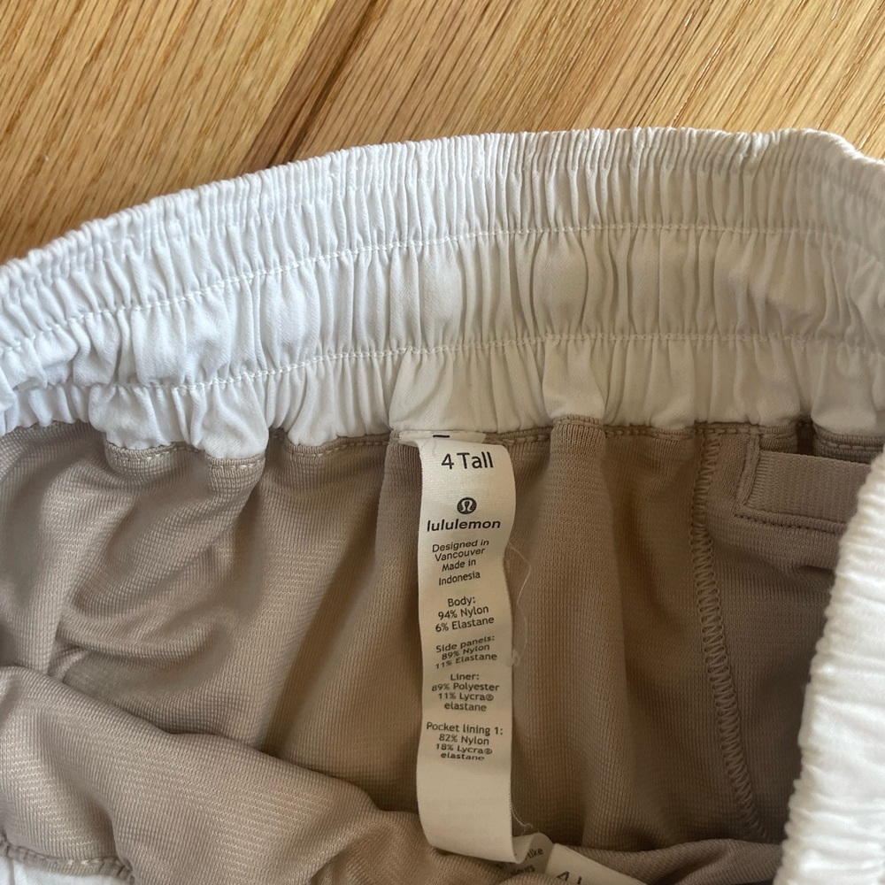 Lululemon 4” High-Rise Hotty Hot Shorts | Size 4 Tall